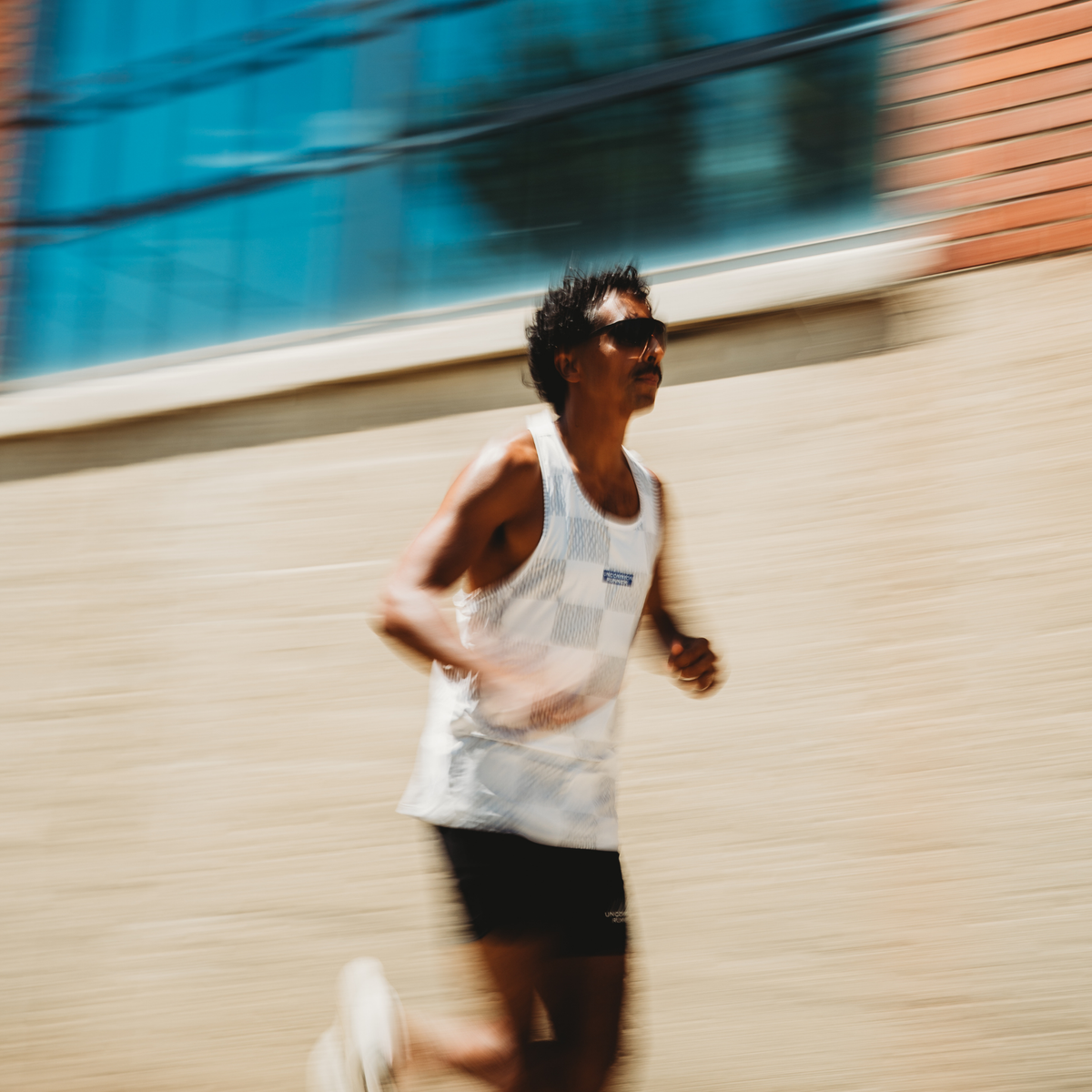 Turismo Performance Running Singlet – Checker