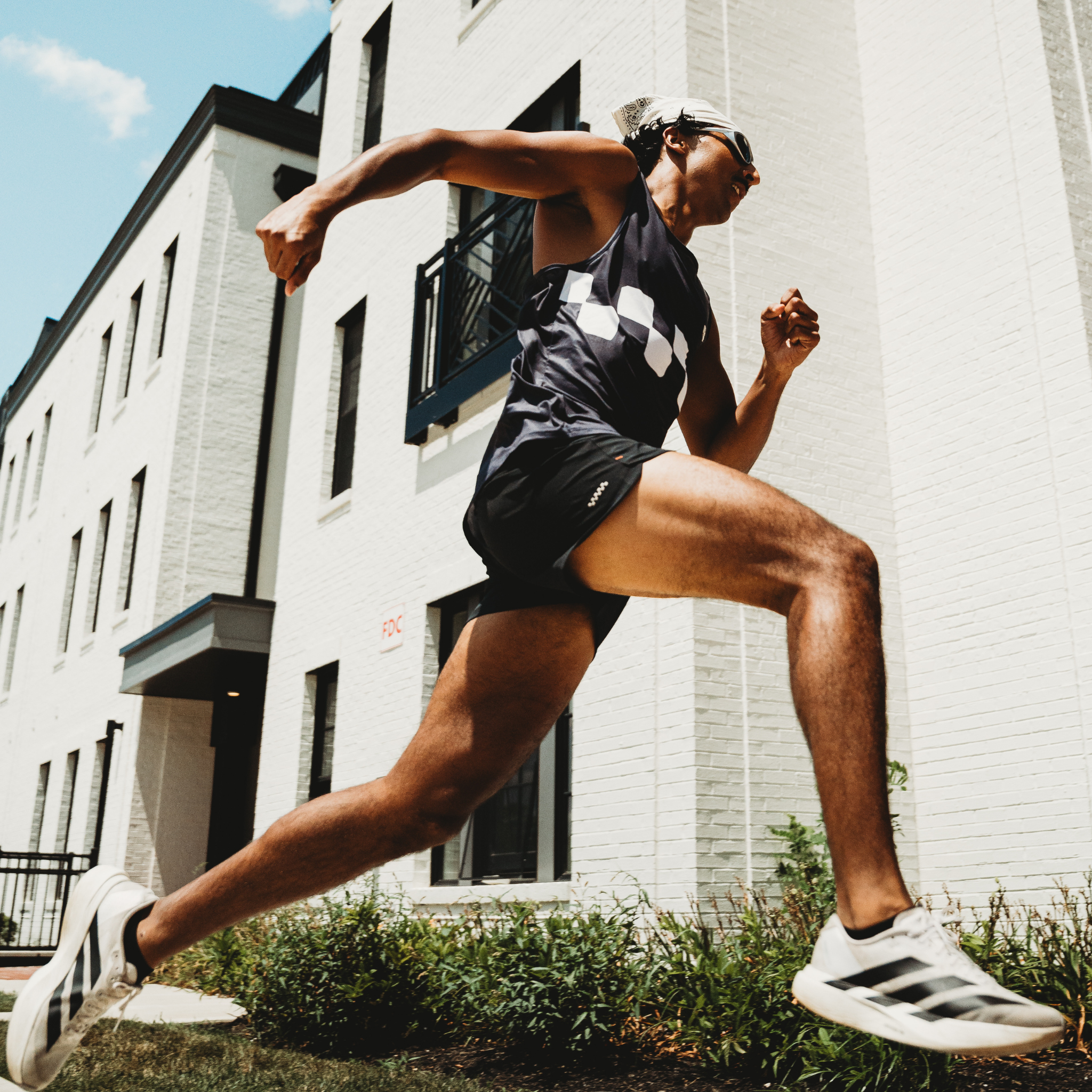 Turismo Performance Running Singlet – Midnight Racer