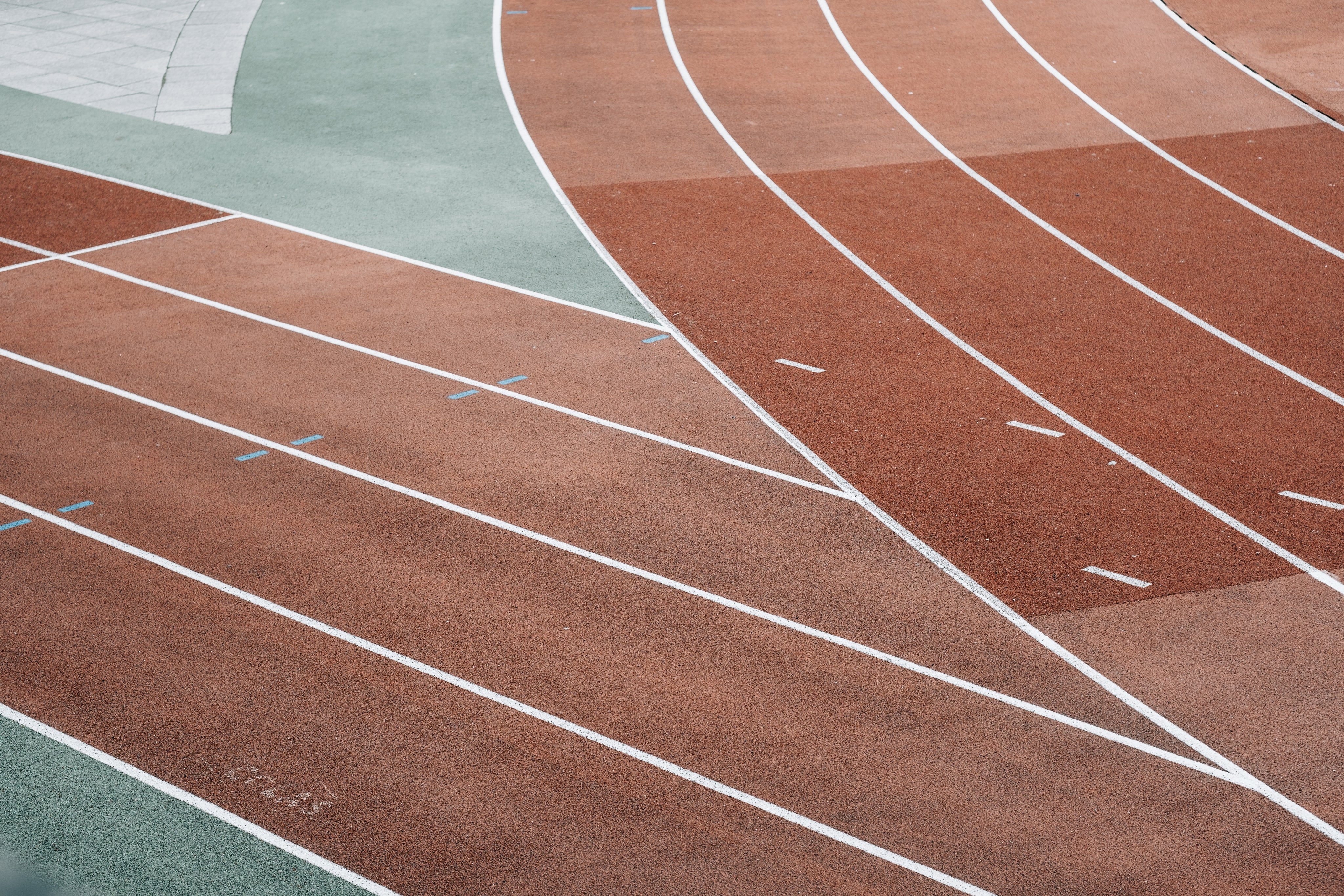 red-green-and-white-lines-of-a-track.jpg